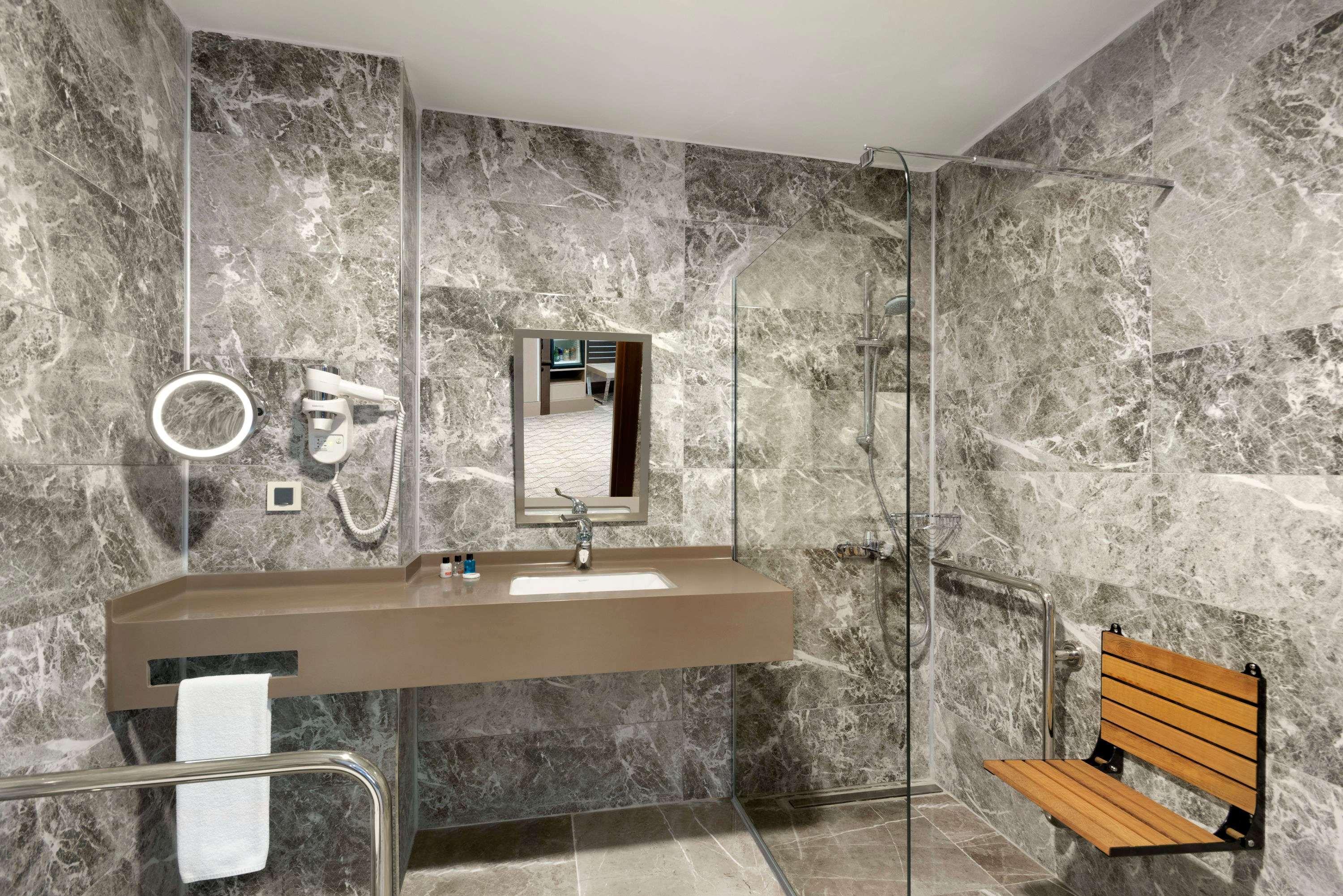 Ramada by Wyndham Sakarya Hotel Bagian luar foto