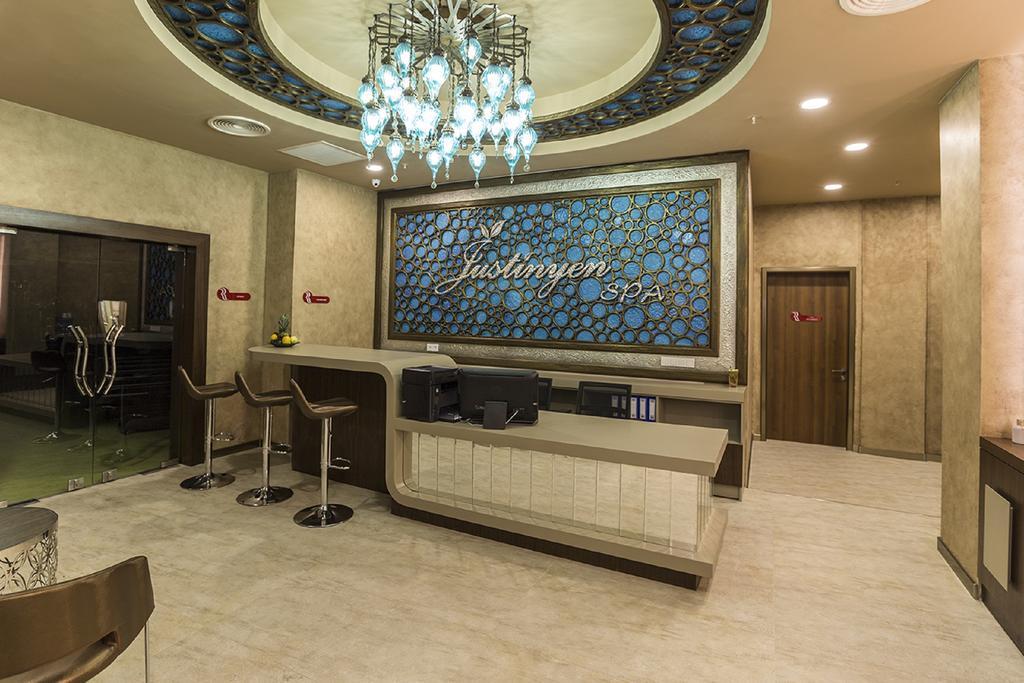 Ramada by Wyndham Sakarya Hotel Bagian luar foto